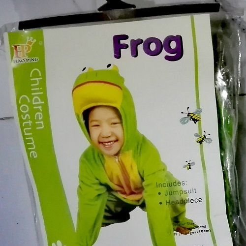 Frog costume for 4 to 5 years old kids .