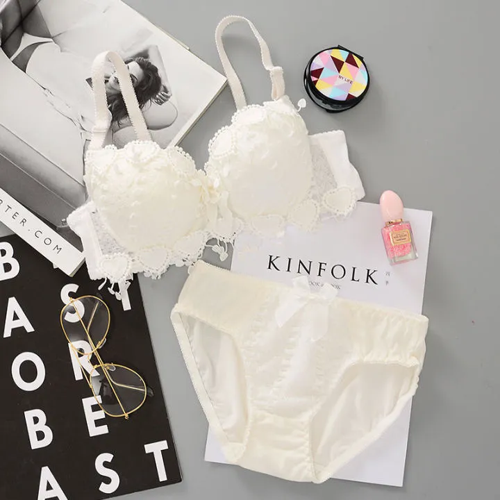 Pack%20of%201%20Underwear%20Set%20Beautiful%20lace%20Design%20Bra%20and%20Pantie%20For%20Girls%20and%20Women%20-%20Image%203