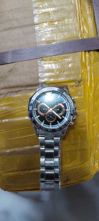 Classic%20Luxury%20Men's%20Stainless%20Steel%20Analog%20Quartz%20Watch%20%7C%20Classic%20Luxury%20Men's%20Stainless%20Steel%20Analog%20Quartz%20Watch%20-%20Image%203