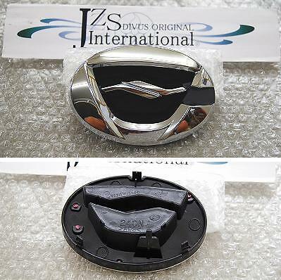 TOYOTA%20COROLLA%20AXIO%20FRONT%20EMBLEM%20(Car%20Logo)%20-%20Image%203