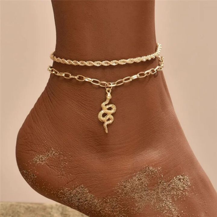 Huitan Metal Rock Chains Anklets for Women Cool Foot Accessories Snake Lock Key Heart Charms Daily Wear Ankle Bracelet Jewelry