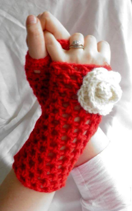 Women Winter Warm Fingerless Thumbhole Crochet Gloves