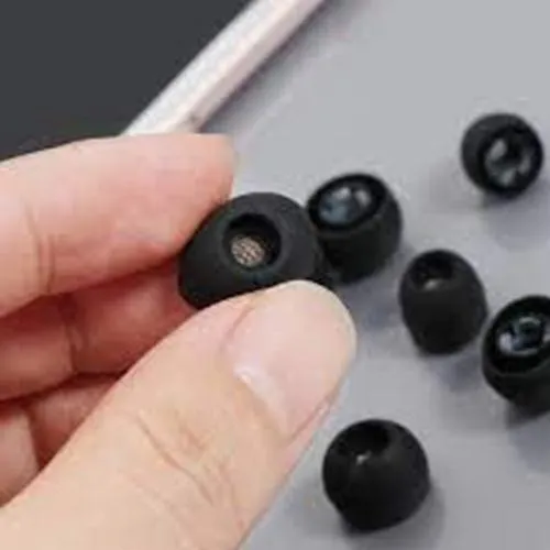 Replacement%20Earbud%20Tips%20%5B2%20Pairs%5D%20Rubber%20Gel%20Ear%20Tips%20for%20in-Ear%20Headphones,%20Earbuds%20-%20High%20Quality%20-%20Image%203
