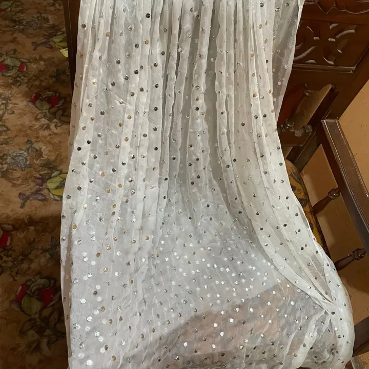 Kamdani%20Mukesh%20on%20pure%20china%20crinkle%20chiffon%20fabric%20.%2025%20tola%20Mukesh%20used%20on%20it%202.75meter%20duppata%20-%20Image%204