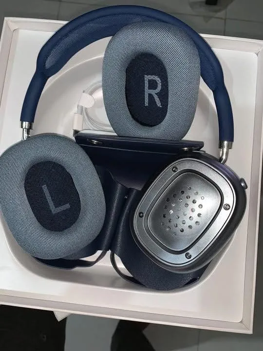 Airpods%20Max%202%20Headphone%20Removable%20Cushion%20(Latest%20Edition)%20ANC%20Same%20As%20Original%20with%20Case%20Type%20C%20-%20Image%209