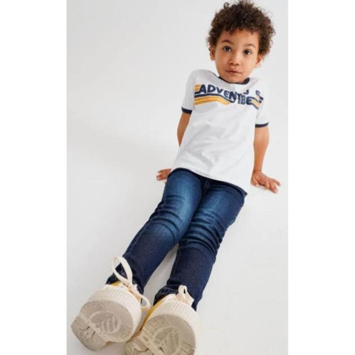kid's%20Blue%20Jeans%20stichebal%20Casual%20jeans%20party%20Wear%20jeans%20simple%20jeans%20imported%20jeans%20leftover%20jeans%20-%20Image%204