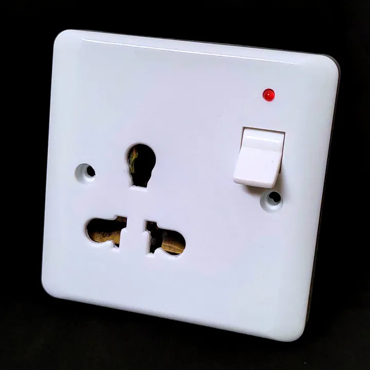 3in1%20Universal%203Pin%20Power%20Plug%20Socket%20Multi%20Plug%20Socket%20Light%20Plug%20Socket%20China%20Fitting%20Socket%20Plate%20-%20500%20Volts%20/40%20Amp%20High%20Quality%20Specially%20for%20AC,%20Water%20Pump%20-%20Image%203