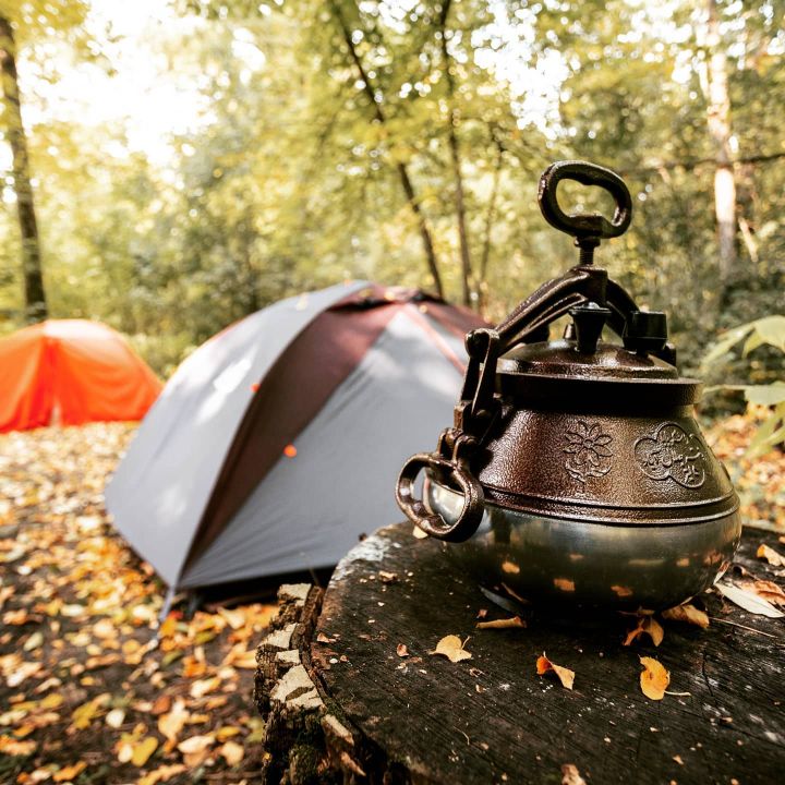 Heavy-Duty%20Cast%20Iron%20Pressure%20Cooker%20Afghan%20Kazan,%20Dual%20Handle,%20Camping%20&%20Travel%20Stove%20Compatible,%20Stovetop%20Safe%20-%20Image%202