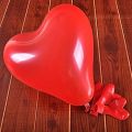 25Pcs Heart Shaped Latex Balloons Set for Wedding Anniversary, Birthday Parties, Engagement, Welcome Parties Decoration.. 