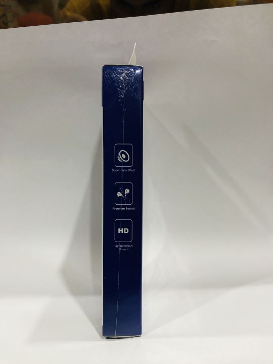 Ronin%20R9%20Crystal%20Clear%20Sound%20Handsfree%20Headset%20for%20Gaming,%20Music,%20and%20Entertainment%20In-Ear%20Stereo%20Design%20-%20Image%208