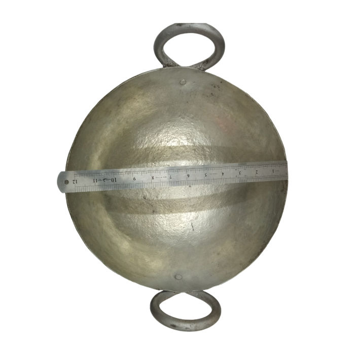 Iron%20Karahi%2012.5%20Inch%20Diameter%20Depth%205%20Inch%20Approximately%20-%20Image%202