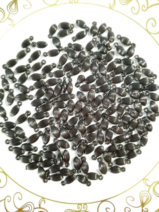 Cute%20Black%20Tiny%20Oval%20Tussle%20Pendent%20Acrylic%20Plastic%20Beads%20%E2%80%93%20Pack%20of%2040%20gms.%20Versatile%20for%20DIY%20Jewelry,%20Craft%20Projects,%20Dress%20Accessories,%20Home%20Decorative%20Ideas.%20-%20Image%207