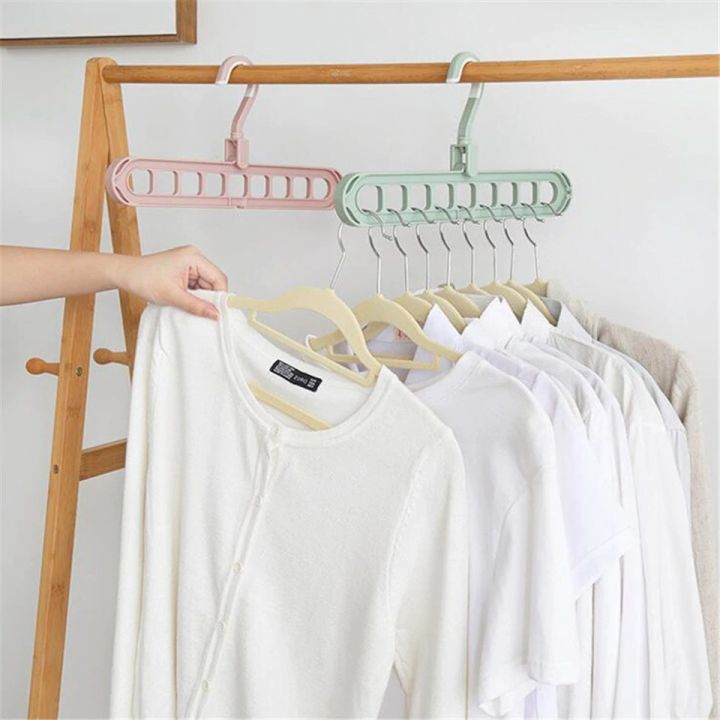 Magic%20Hanger%20-%20Smart%20Cloth%20Organizing%20-%20Image%208