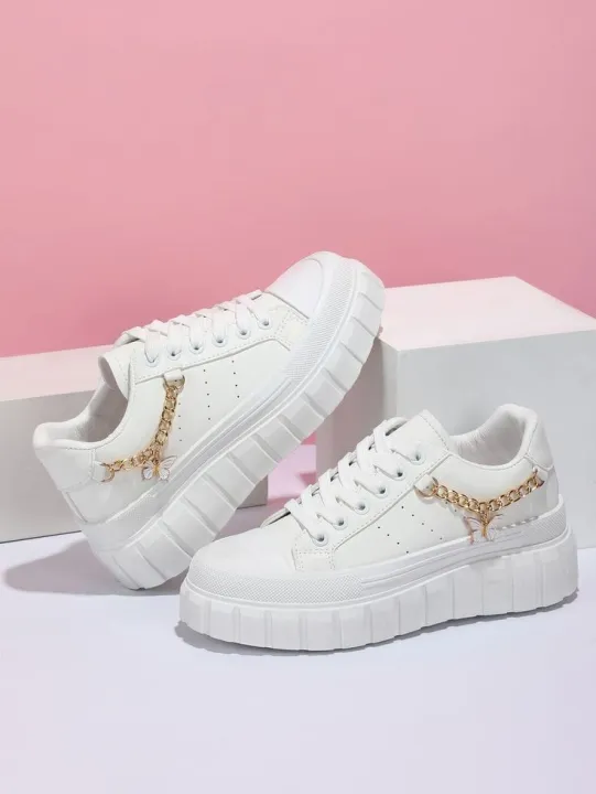 Girls%20sneakers%20with%20golden%20chain%20women's%20white%20sneakers%20with%20side%20chain%20Ladies%20casual%20Fashion%20sneakers%20Brand%20Women's%20shoes%20-%20Image%202