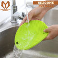 Silicon Pot Mats, Thick Silicone Pot Holders, Silicone Heat Mat, Anti-Slip Pot Holder, Multi-Purpose Hot Pads, Mats for Tables, Rubber Pads for Hot Dish, Coffee coaster bowl pads, Silicone Heat-Proof Mat by Muhandisaan Trading. 