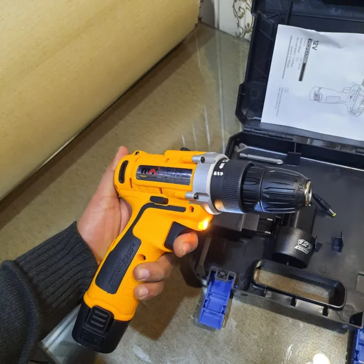Max%20Drill%20/%20Driver%2012v%20-%20Dual%20Batteries%20-%20Image%205