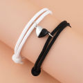 Carat Couple Bracelet Eye-catching Exquisite Magnetic Heart Couple Hand Chain. 