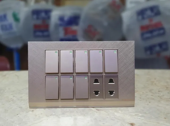 Prime%20Ms%20Gold%208%20Switches+2%20Sockets%20China%20Fitting%20Board%20(Metal%20Series)%20-%20Image%202