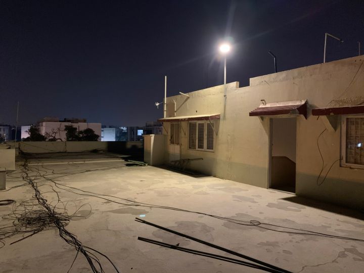 Solar%20flood%20lights%20200w%20-%20Image%202