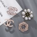 Spot Wybu 2022 Newest 8 Letters Brooch Luxury Pin Tudong Rhinestone/Pearl Rhinestone Brooch Jewelry Gift. 