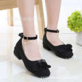 Korean version of heels, princess girls' dance spring middle and high school students, shallow mouth shoes, special price. 
