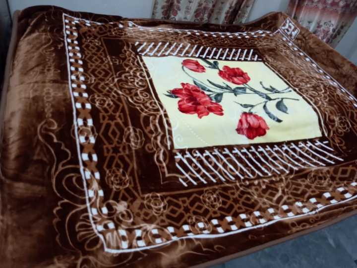 Double%20Ply%20Blanket,2%20Ply%20Blanket%20Embossed%20Blanket%20For%20Winter%20Double%20Bed%20Blanket%20200%C3%97240%20CMS%20Super%20Soft%20-%20Image%209