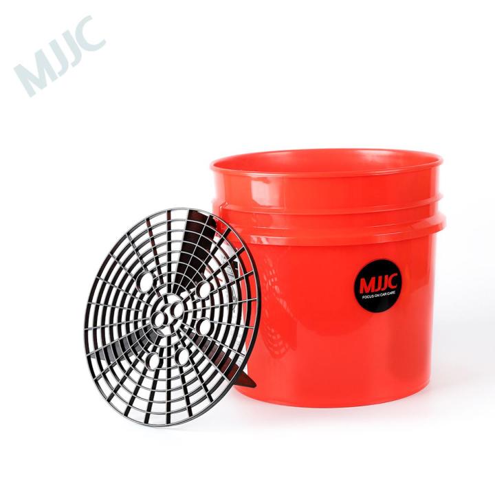 MJJC DETAILING CAR WASH BUCKET WITH GRIT KEEPER