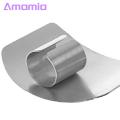 Portable Finger Guard Stainless Steel Finger Guard Safe Vegetable Cutter Hand Guard Tool for Kitchen Cut Finger Protector Gadget Anti-cut Finger Protector. 