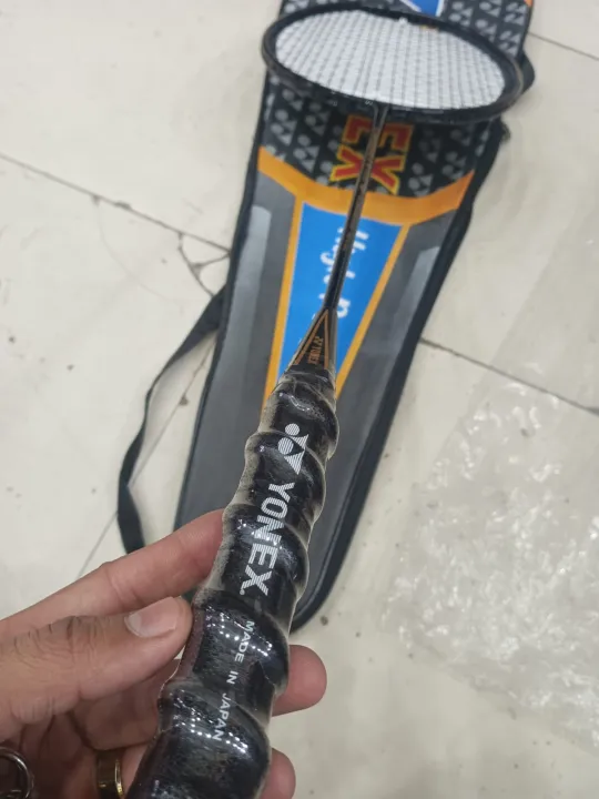 YONEX%20High-Performance%20Badminton%20Racket%20with%20String%20and%20Racquet%20Cover%20-%20Graphite,%20Right-Handed,%20Japan%20(%20Single%20Racket%20)%20-%20Image%206