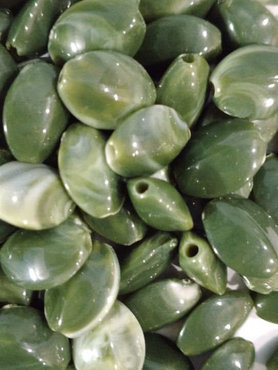 Unique%20Beads%20for%20Unique%20Crafts.%20Green%20Marble%20Oval%20Acrylic%20Plastic%20Beads.%20Pack%20of%2040gms,%20For%20DIY%20Jewelry%20Making,%20Crafting,%20Home%20Decor,%20And%20Dress%20Accessories.%20-%20Image%207
