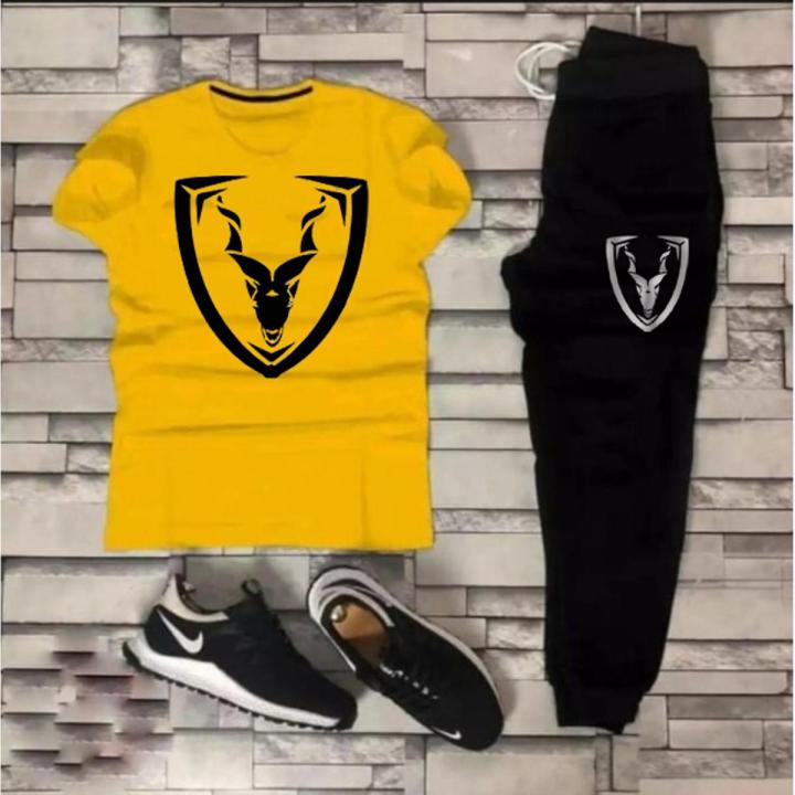 Printed%20T-shirt%20And%20Trouser%20Summer%20Track%20Suit%20For%20Men%20-%20Image%202