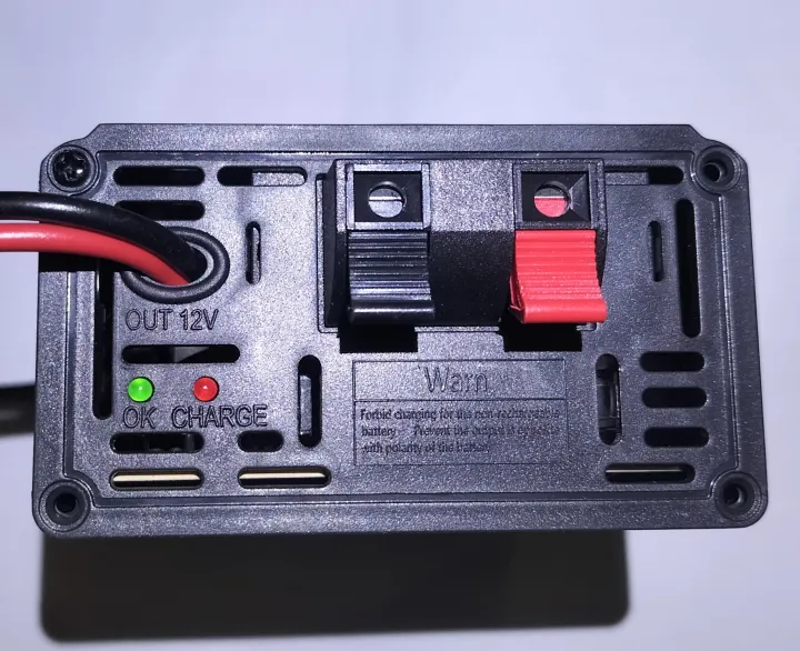 10A%202%20in%201%20Charger%20+%20Power%20supply%20Smart%20Battery%20Charger%20with%20Reverse%20Battery%20Protection%20-%20Image%203