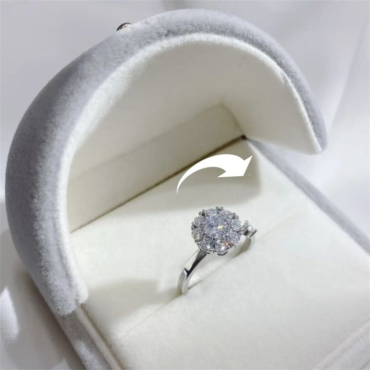 TikTok%20Top%20Selling%20Item%20Flower%20Spinning%20Ring%20-%20Image%202