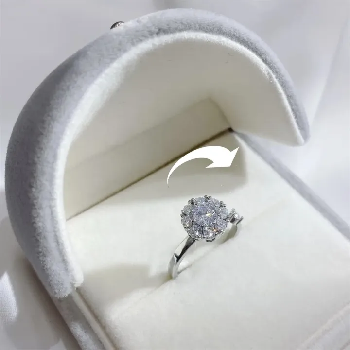 Elegant%20Floral%20Design%20Gold%20Plated%20Spinning%20Ring%20with%20Simulated%20Diamond%20Accents%20for%20Women%20-%20Image%202