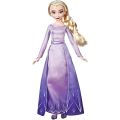 Hasbro: DISNEY FROZEN II: ARENDELLE FASHIONS: ELSA (E6907). 