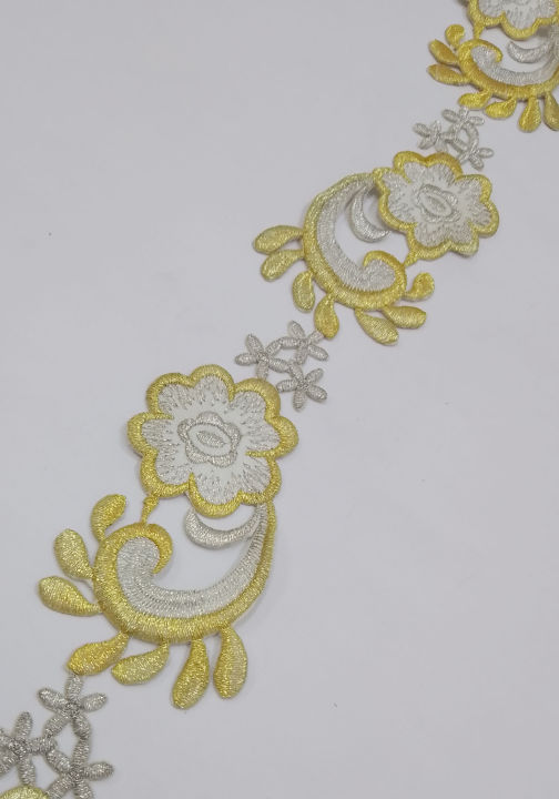 1%20Yard/Gaz%20Fancy%20Flower%20Shape%20Attractive%20Lace%20-%20Versatile%20Lace%20for%20Clothes,%20Lace%20for%20Dresses,%20Kurti,%20Dupatta,%20Front-Back%20Ghera,%20and%20Borders%20-%20Image%203