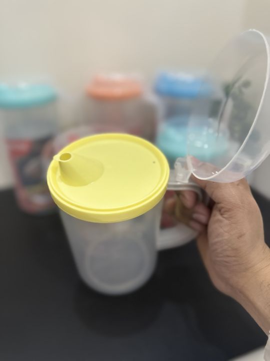 Lavienna%20%201%20Liter%20&%201.5%20Liter%20Plastic%20Oil%20Jug%20Liquid%20Jug%20Liquid%20Container%20Multipurpose%20For%20Kitchen%20Use%20High%20Quality%20Beautiful%20Design%20Anti-Spill%20Liquid%20Jug%20for%20Oil,%20Vinegar%20&%20Milk%20Jug,%20Cooking%20Essentials%20high-quality%20food-grade%20plastic%20-%20Image%208