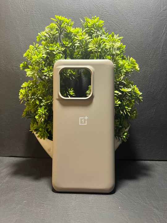 OnePlus%2010T%20/%20Ace%20Pro%205G%20-%20OnePlus%20Official%20Silicone%20Back%20Cover%20-%20All%20Colors%20-%20Image%202