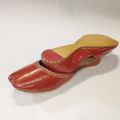 Simple Leather Handmade Khussa With Machine Embroidery. 