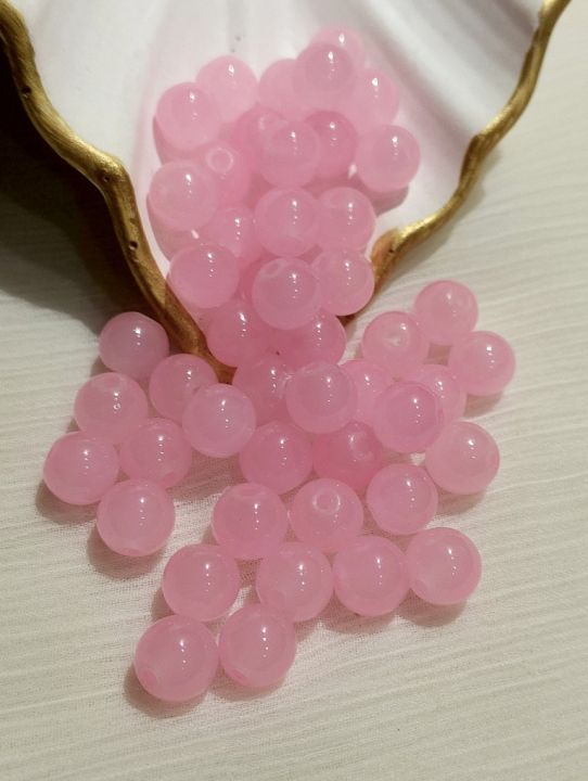 100pcs%20Glossy%20Round%208mm%20Craft%20Beads%20%E2%80%93%20Round%20Stones%20for%20Jewelry,%20Sewing%20&%20DIY%20Decoration%20-%20Image%206