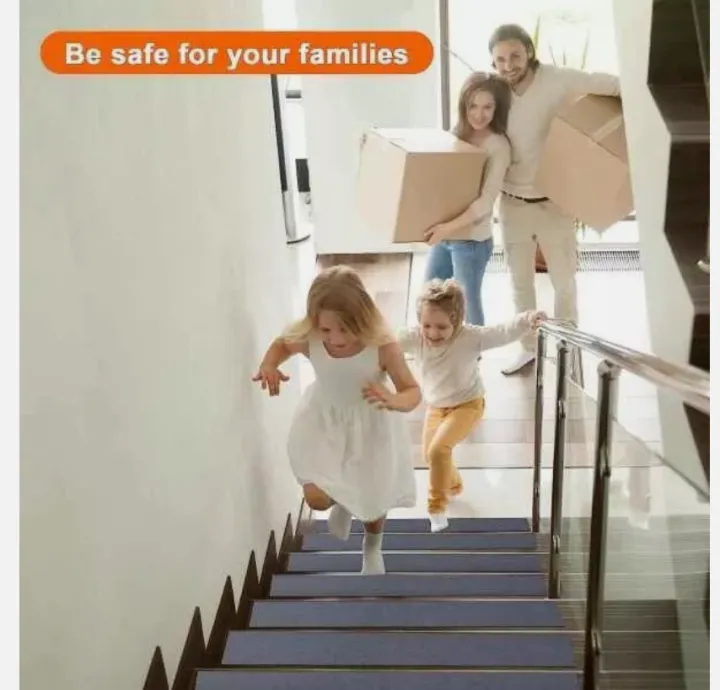 Anti%20Skid%20Tape%20with%20Glow%20in%20The%20Dark,%20Heavy%20Duty%20Stair%20Safety%20Strips%20Non%20Slip.%20-%20Image%202