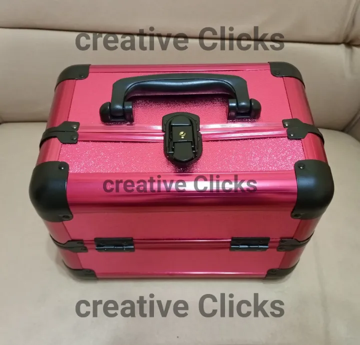 NEW%20Vanity%20Box%20Case,%20Aluminium%20Make%20Up%20Case,%20Cosmetic%20Case,%20Make%20Up%20Box,%20Beauty%20Case%20-Pink%20Color%20-%20Image%203