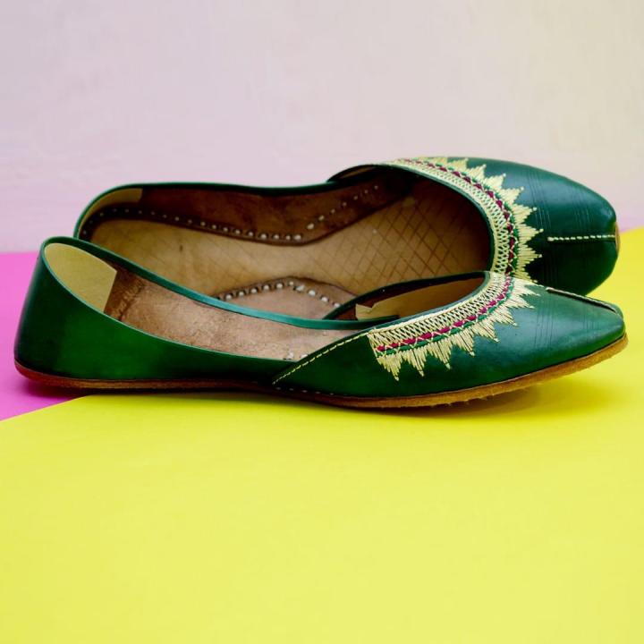 Ladies%20Fancy%20Multani%20Khussa%20%20100%25%20leather%20-%20Image%203
