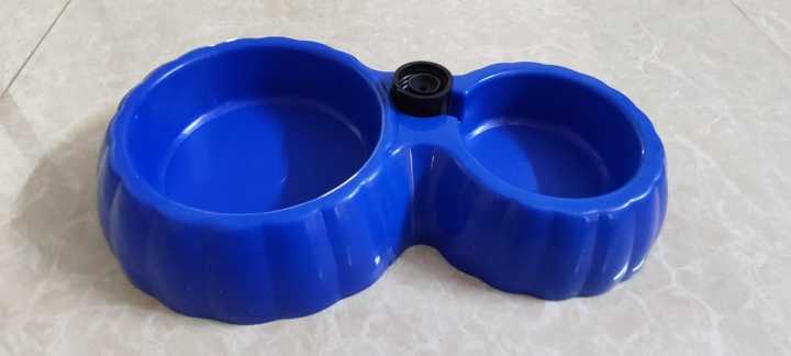 Cat%20bowl%20with%20dispenser%20for%20cats%20bottle%20not%20included%20-%20Image%202
