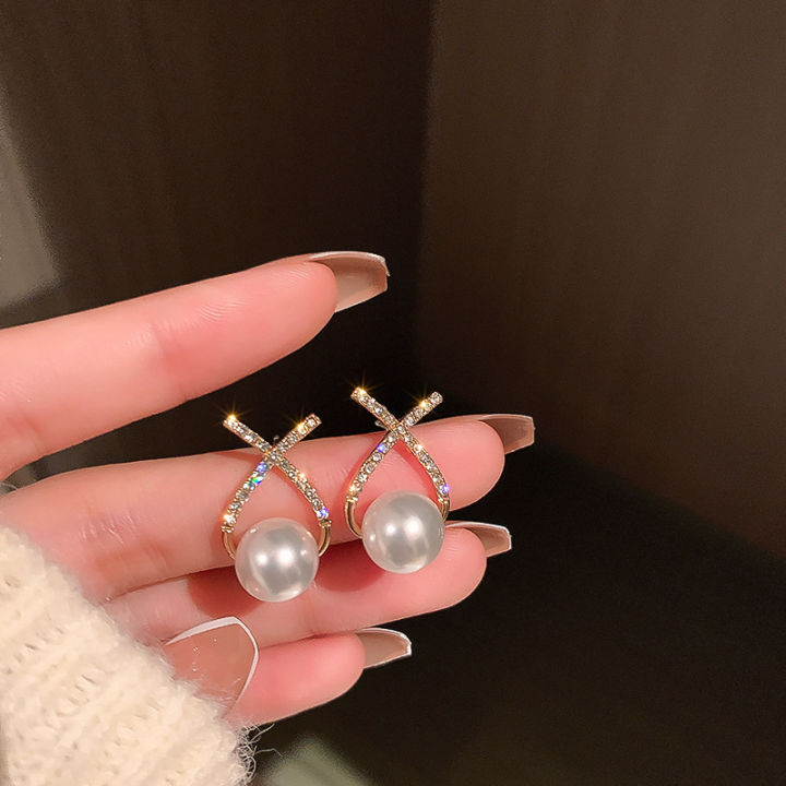 New E 925 Needle Beaded Letter-Printing Pearl tud Earring Korean imple And Compact weet Elegance Earring All-Match Earring Wholeale