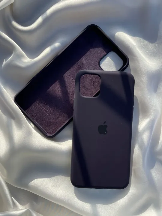 Iphone%2011%20Pro%20Official%20Soft%20Silicon%20Case%20-%20Official%20Case%20-%20Image%204