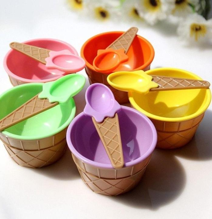 ICE%20CREAM%20CUP%20WITH%20SPOON%20-%20Image%204