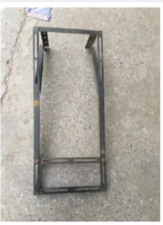 Stand%20Split%20AC%20Outdoor%20Unit%20Stand%20in%20Good%20Condition%20-%20Image%203