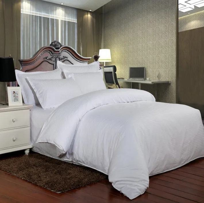 Hotel%20Bed%20Sheet%20Set%20-%20White%20Duvet%20Set%20-%206%20pcs%20-%20King%20Size%20-%20Image%202