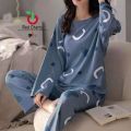 Printed Full Sleeves  Loungewear T-Shirt and Pajama Night Suit For Women Nighty For  Girls. 